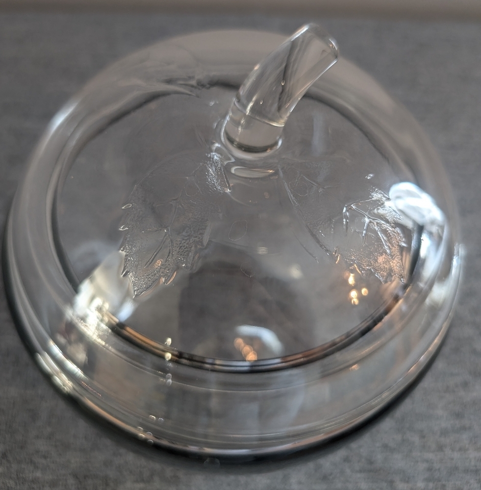 Anchor Hocking Glass Apple Jar/Canister with Lid, 7" - Picture 5 of 5